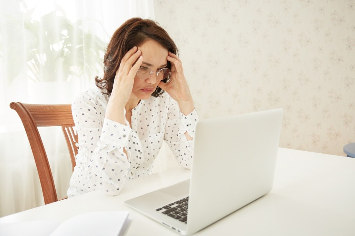     Pour avoir la fibre et la TV à petit prix, vaut-il mieux choisir la Box SFR Starter ou la Freebox Révolution Light ?
